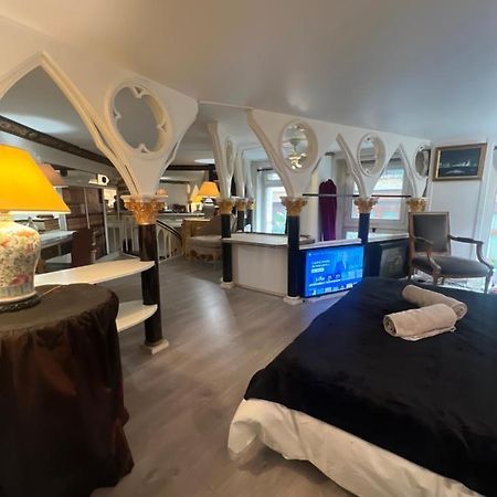 Av Montaigne Champs Elysee Paris Ngoại thất bức ảnh
